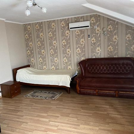 Гостинний Маєток Hotel Myla Luaran gambar