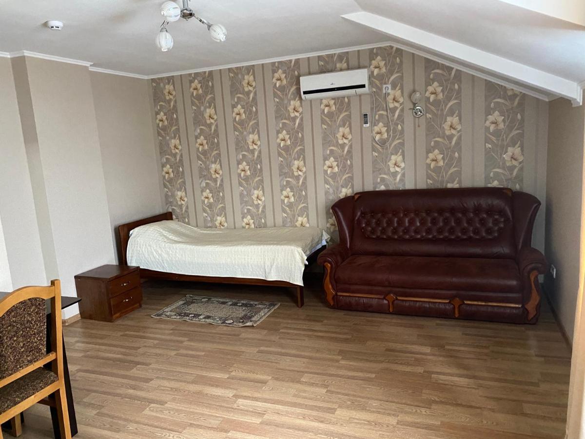 Гостинний Маєток Hotel Myla Luaran gambar
