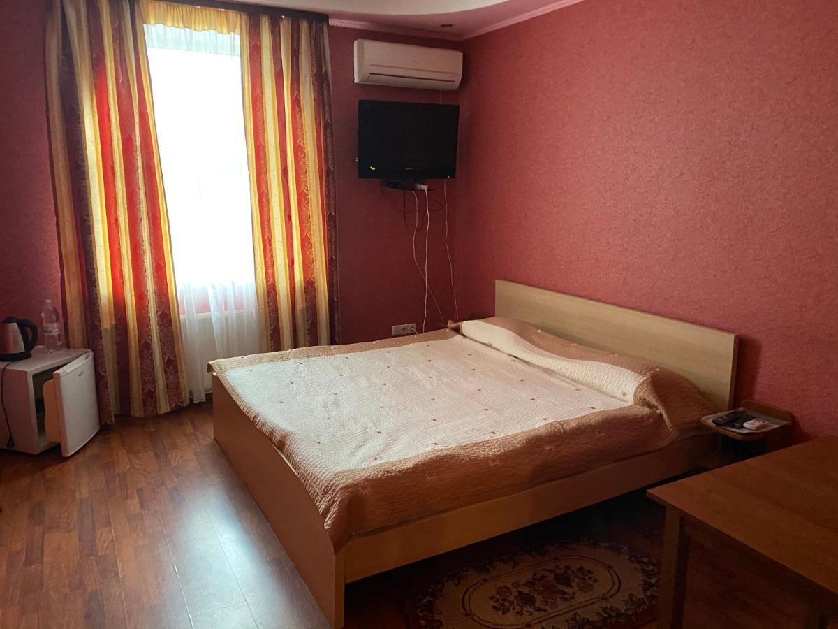 Гостинний Маєток Hotel Myla Luaran gambar