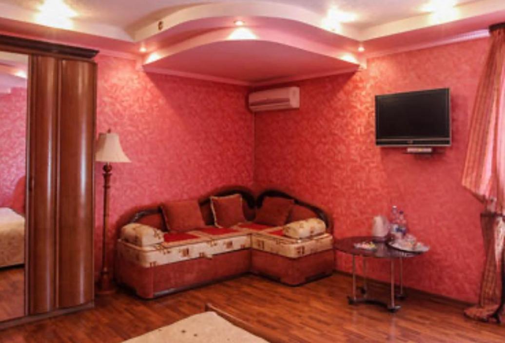 Гостинний Маєток Hotel Myla Luaran gambar
